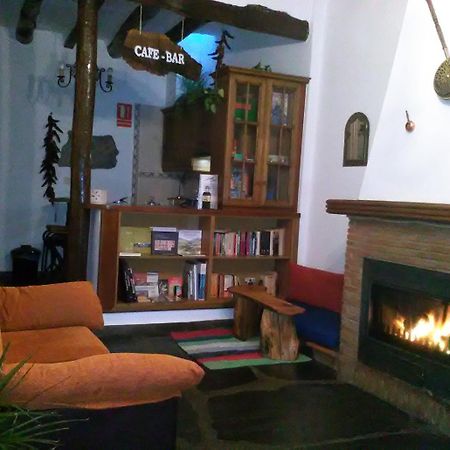 Bed and Breakfast Refugio Alpujarra Alta Тревелес Экстерьер фото