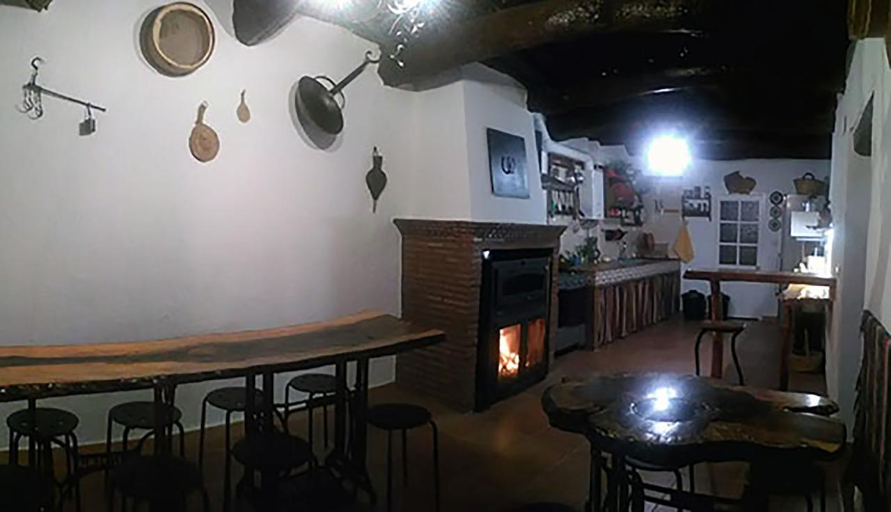 Bed and Breakfast Refugio Alpujarra Alta Тревелес Экстерьер фото