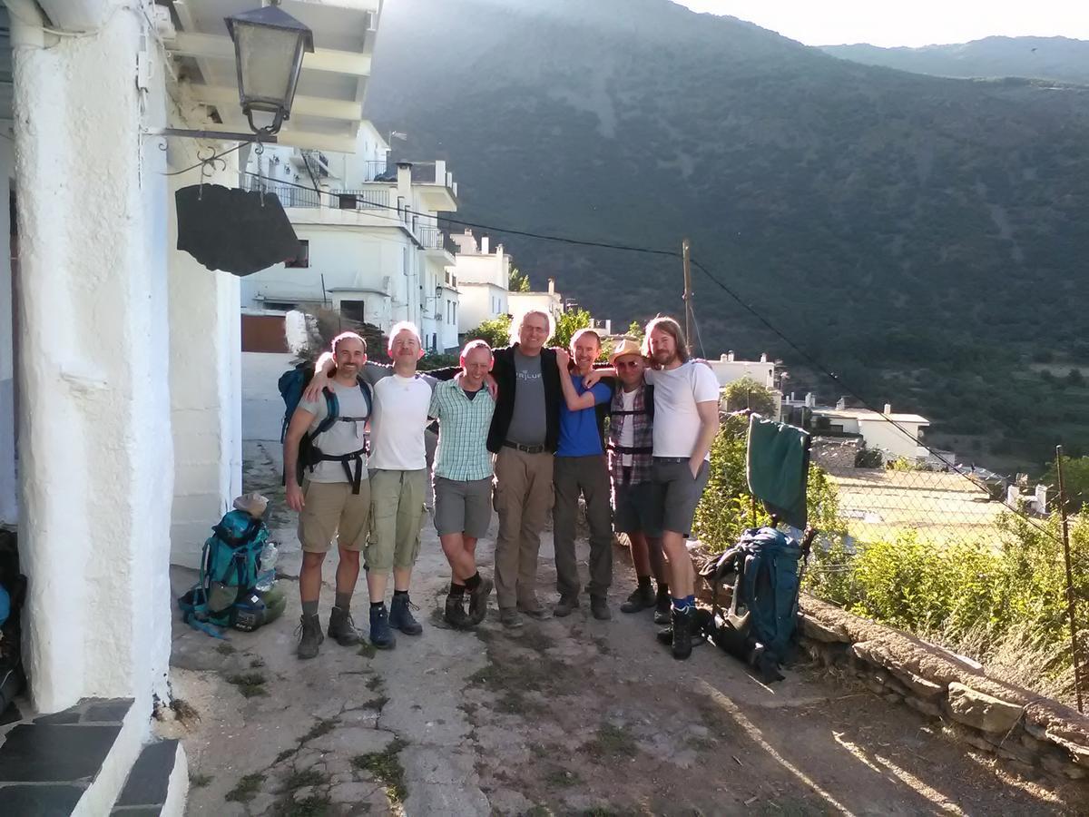 Bed and Breakfast Refugio Alpujarra Alta Тревелес Экстерьер фото