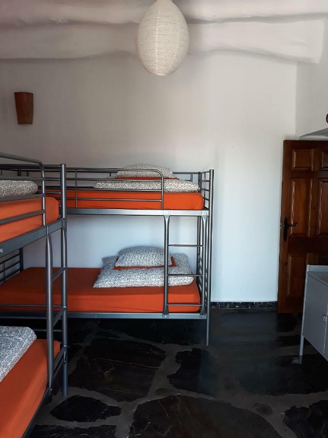 Bed and Breakfast Refugio Alpujarra Alta Тревелес Экстерьер фото